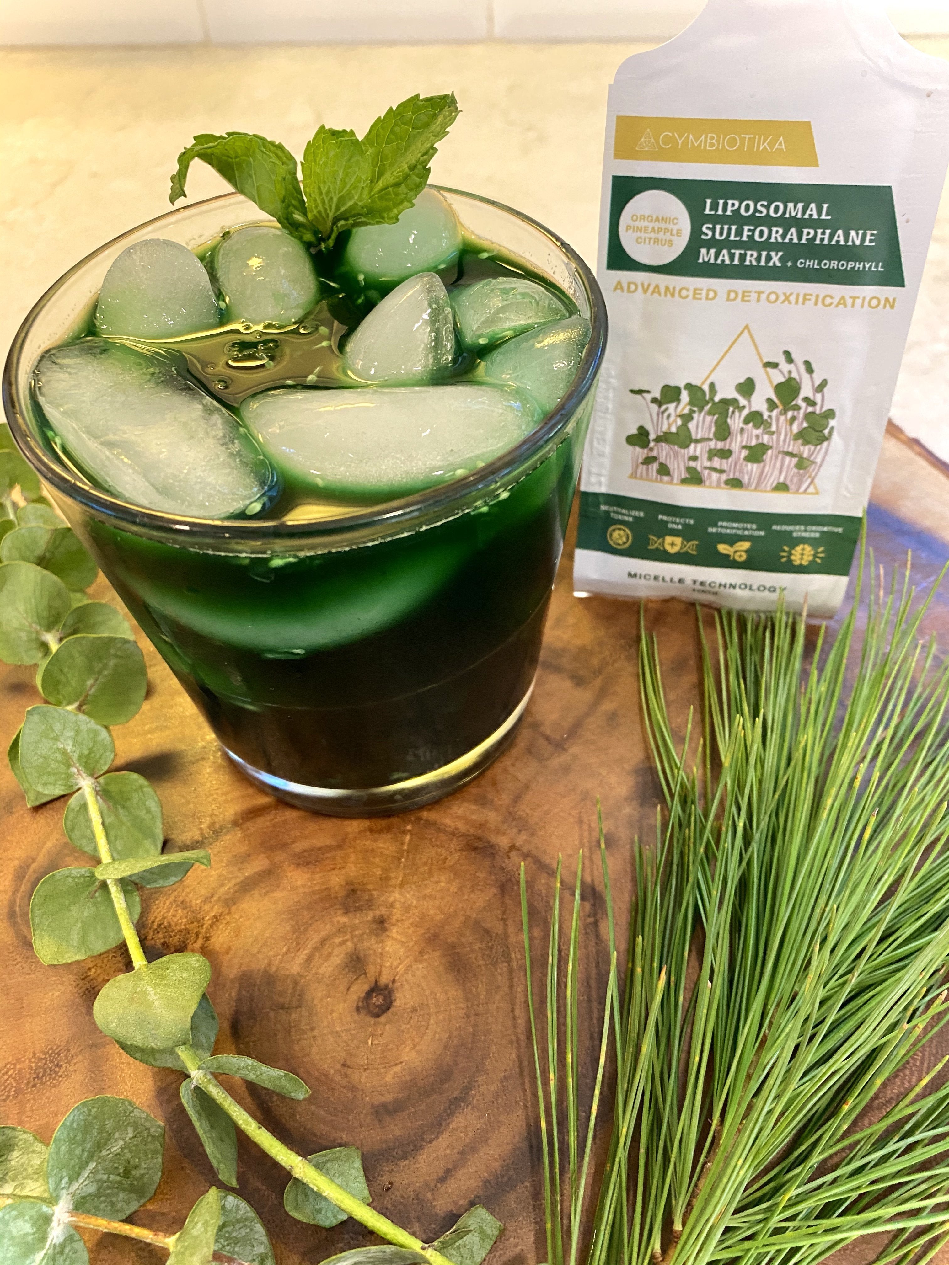 Detoxifying Virgin Pineapple Mojito w/ Sulforaphane